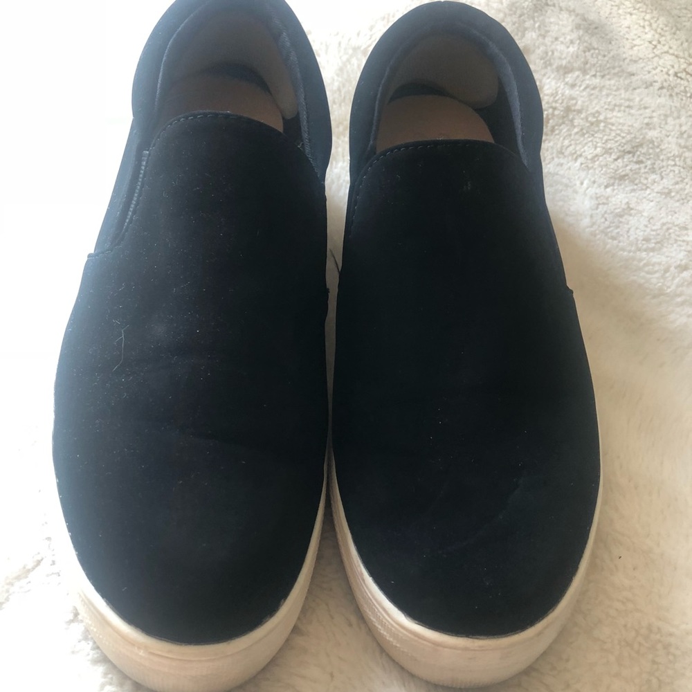 Slip on sneakers by Trash very good condition W9.5